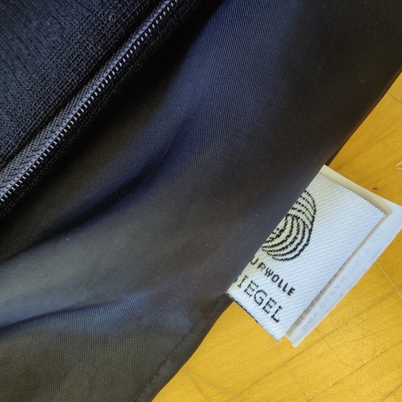 Louis Féraud Wool Ponte dress with silk lining in navy blue, Size 8 - Picture 7 of 13